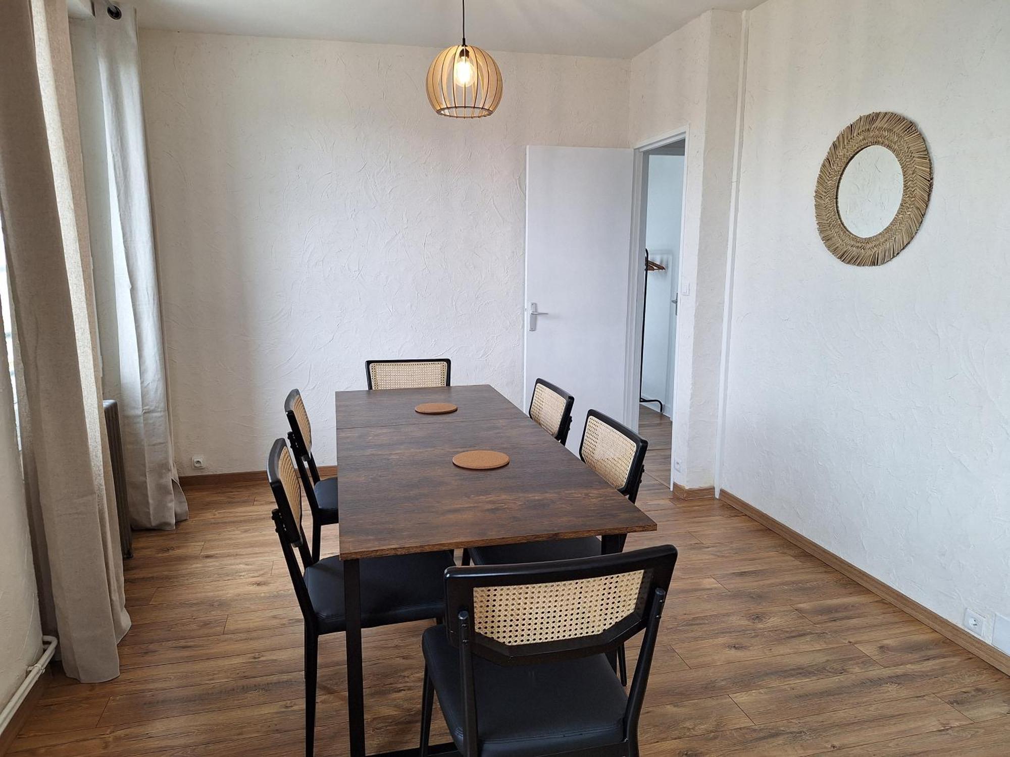 2 Appartements 6 Personnes Orleans Centre - Proche Gare Sncf Extérieur photo