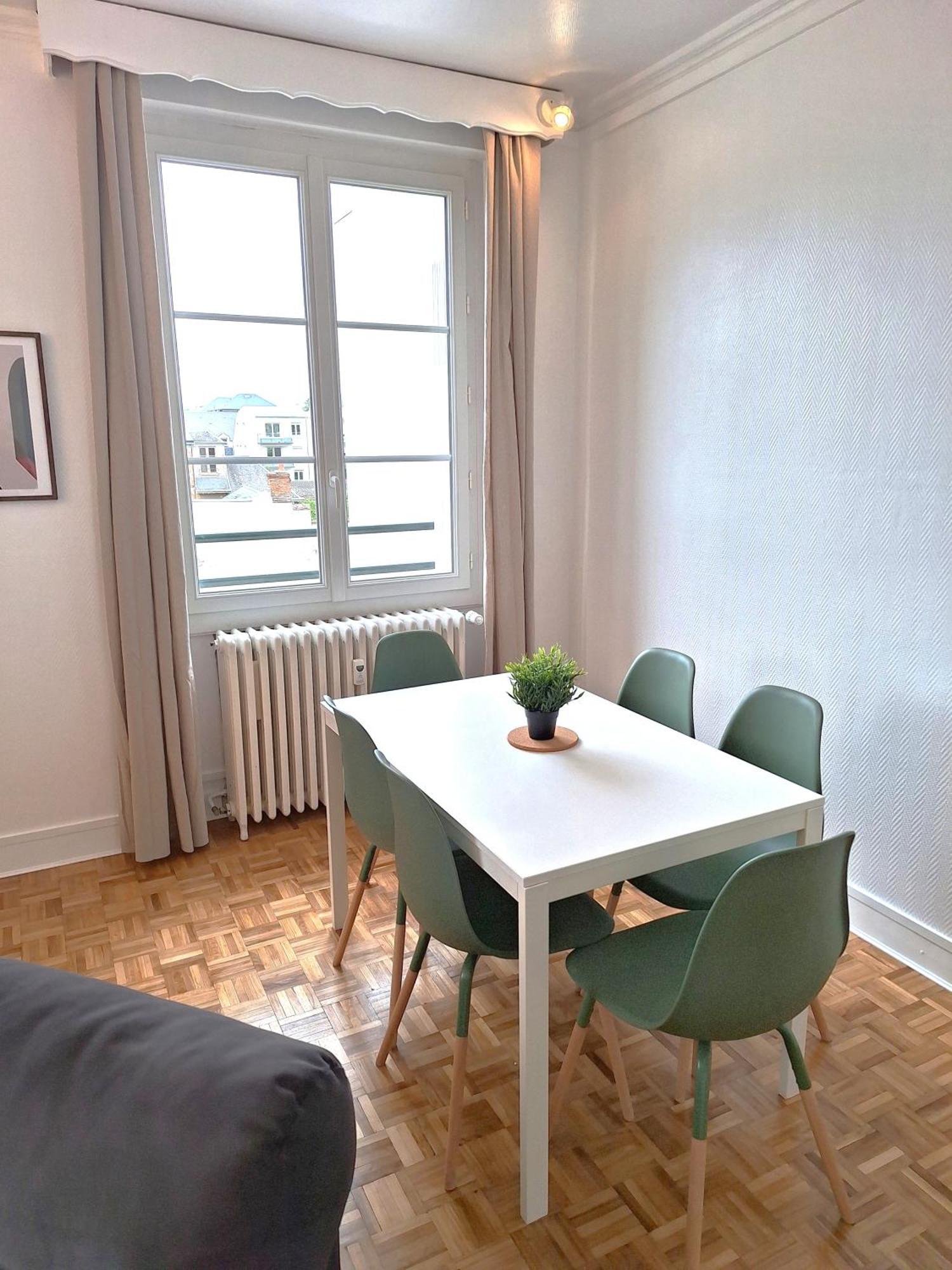2 Appartements 6 Personnes Orleans Centre - Proche Gare Sncf Extérieur photo