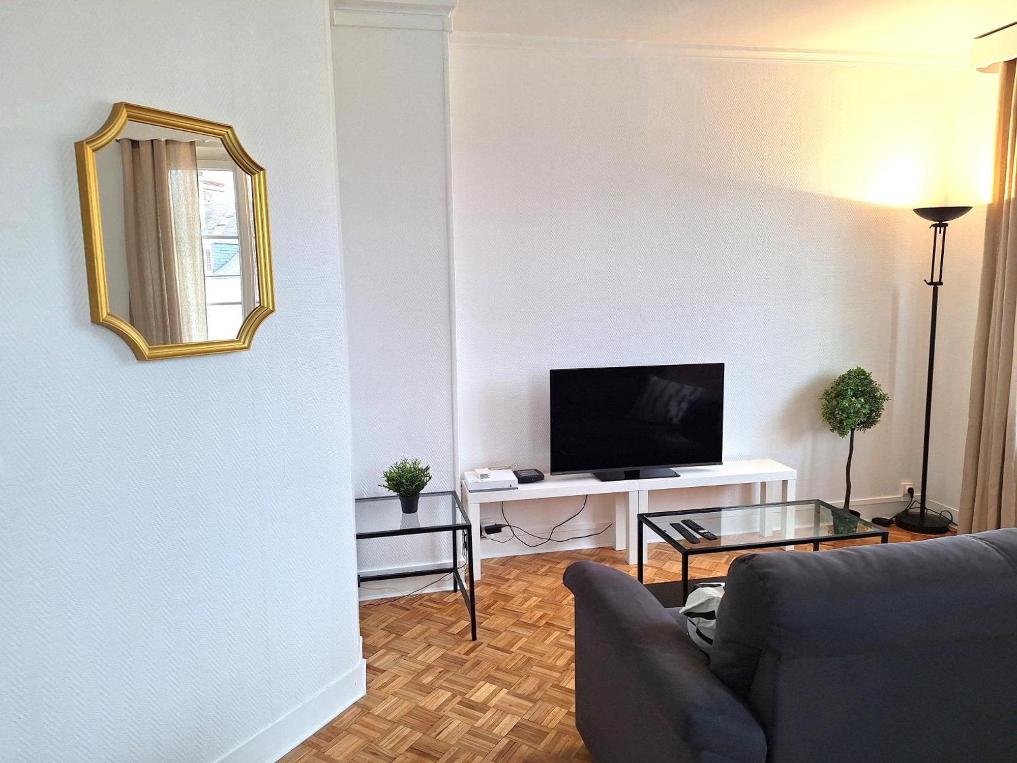 2 Appartements 6 Personnes Orleans Centre - Proche Gare Sncf Extérieur photo